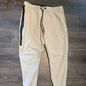 Men’s American Eagle Joggers